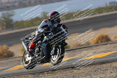 media/Dec-18-2022-SoCal Trackdays (Sun) [[8099a50955]]/Turn 14 (940am)/